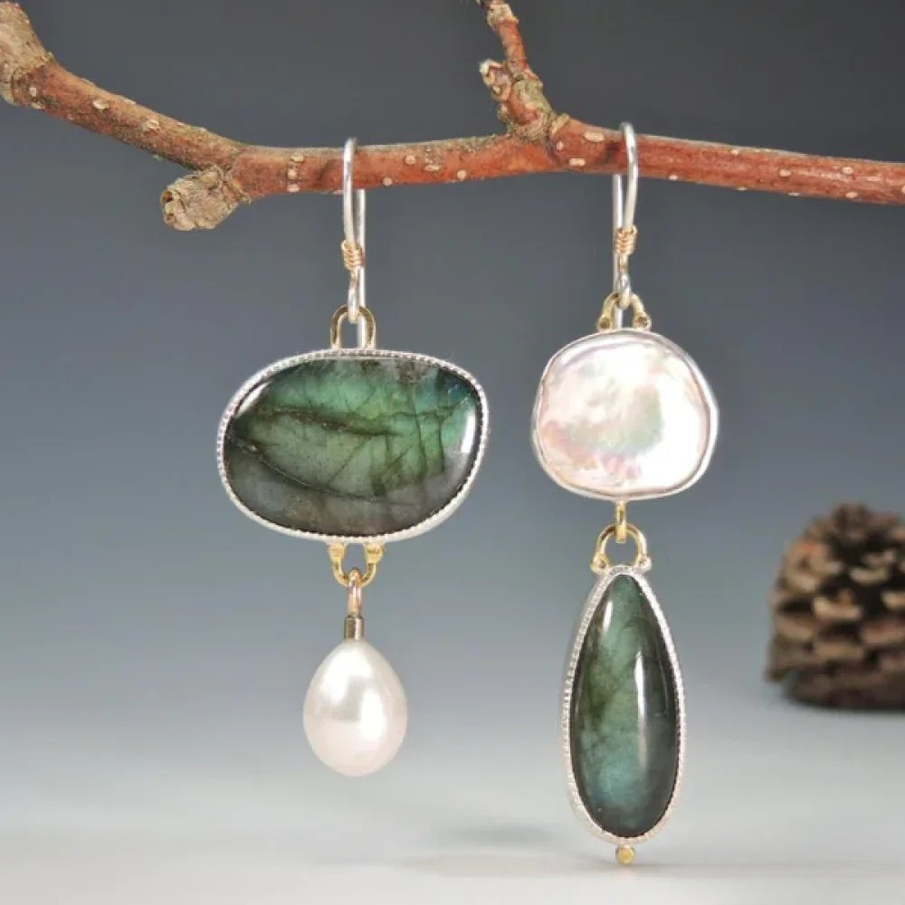 Pendientes de piedra retro