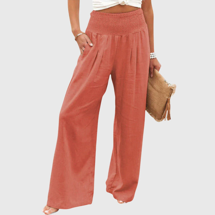 Julie - Pantalones aireados y elegantes