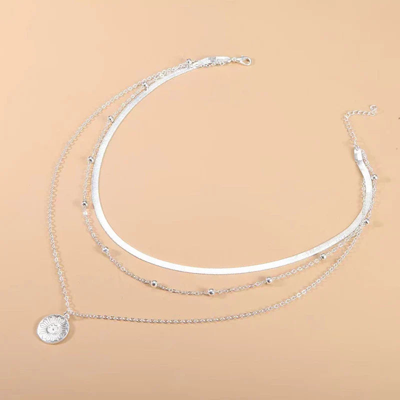 Collar triple