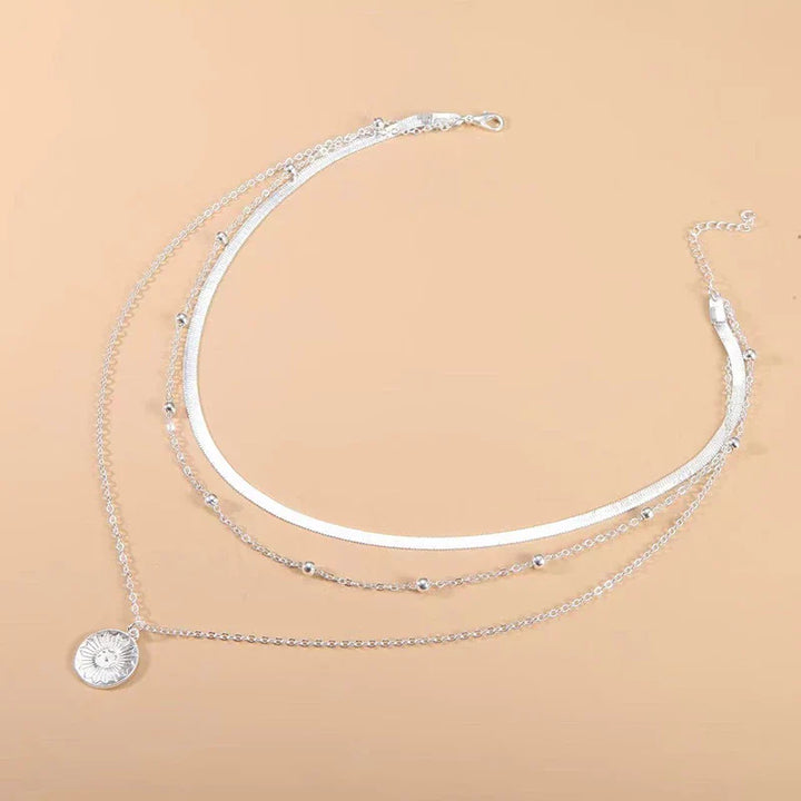 Collar triple