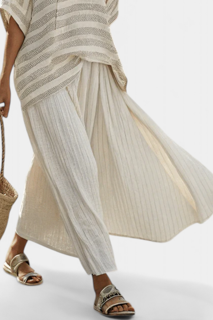 Westlyn | Cómoda blusa de bambú a rayas y pantalones de lino fluidos