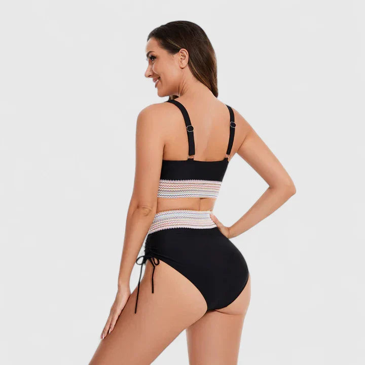 Jayzelliah | Elegante conjunto de bikini