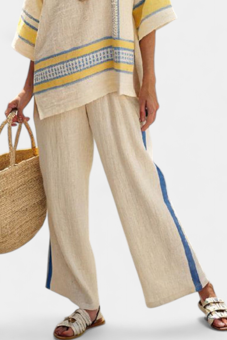 Jaxmere | Cómodo top mediterráneo azul y amarillo y pantalón de lino
