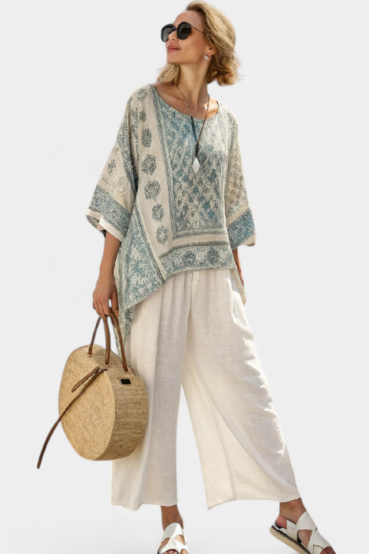 Quinley | Cómoda blusa estampada y pantalón blanco de pierna ancha